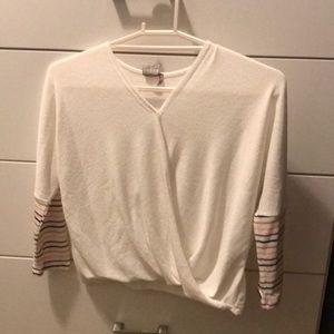 Criss cross sweater NWT